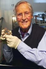 Watch The Incredible Story of Marie Antoinette\'s Watch... With Nicholas Parsons Merdb
