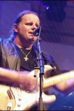 Watch Walter Trout Band in Concert - Germany Merdb