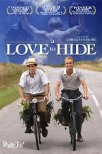 Watch A Love to Hide (Un amour  taire) Merdb